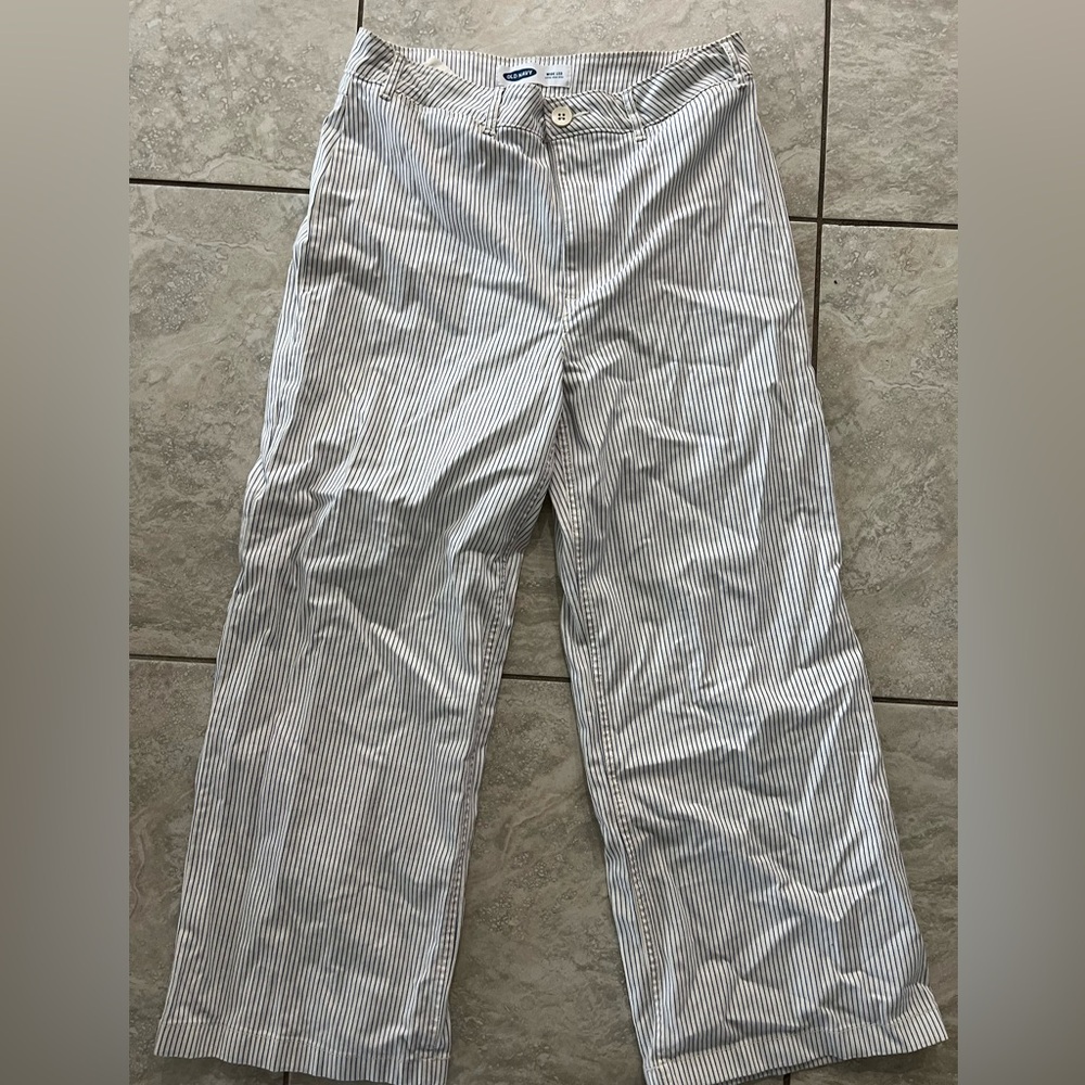 Old Navy Women's High Waisted Wide Leg Cream Blue Stripe Pant